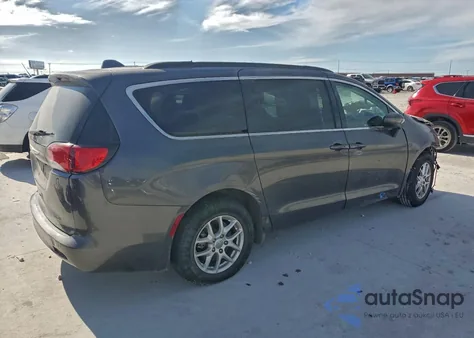 2020 Chrysler Voyager Lxi из США, поврежденный, VIN 2C4RC1DG1LR265712